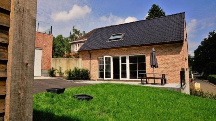 Vakantiewoning D'Hoppe Flobecq Экстерьер фото